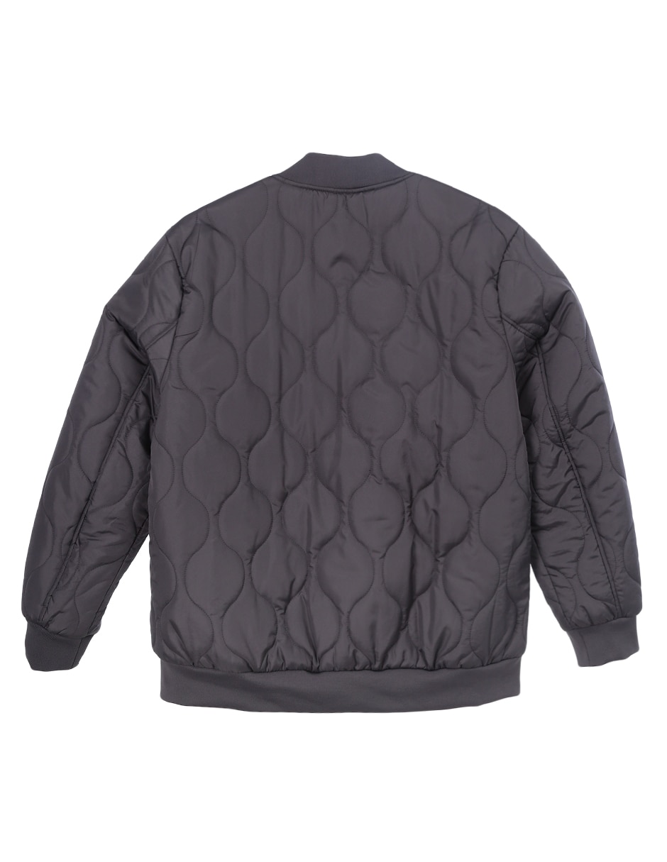 Chamarra con bolsillos para hombre 2