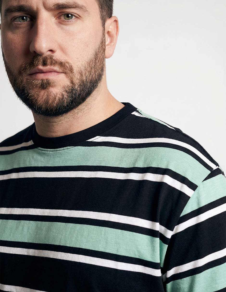 Playera cuello redondo para hombre 4
